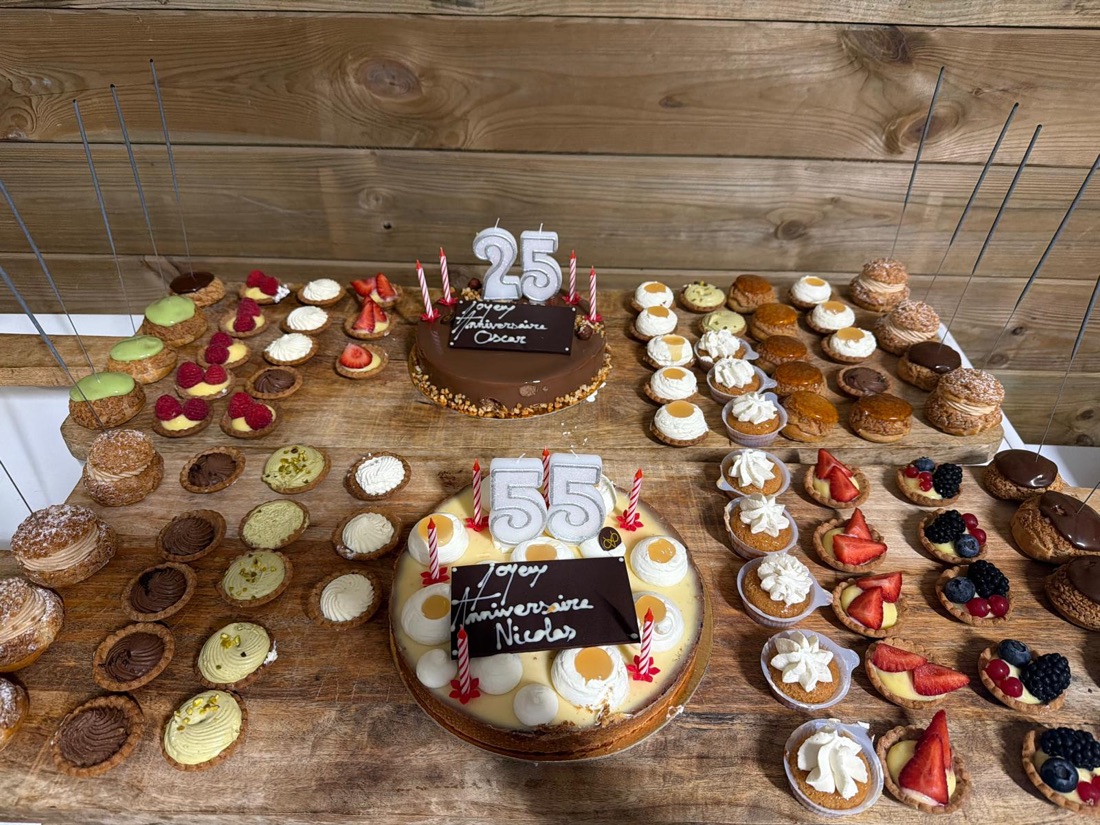 Buffet de desserts et pâtisseries
