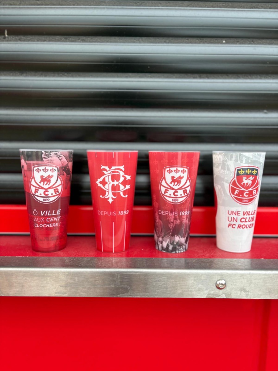 Gobelets floqués aux couleurs des clubs
