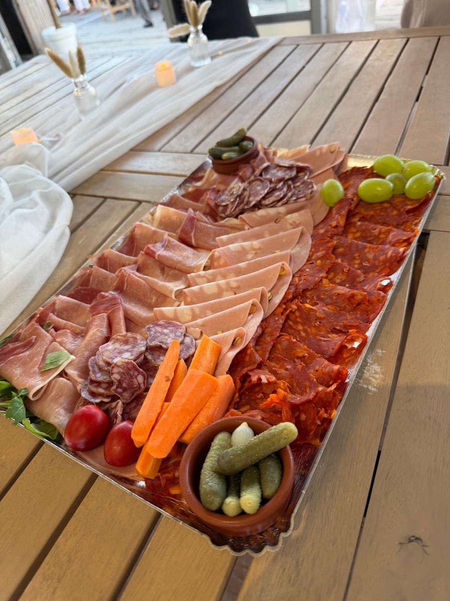 Buffet et plateau de charcuterie EM'S VENT
